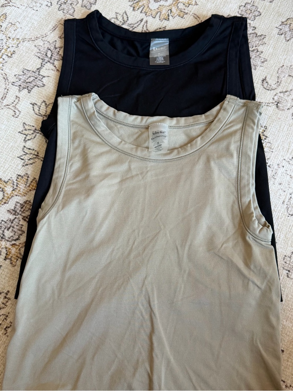 Sunday Best 2-Pack Sinch Seamless Tanks in Black & Tan